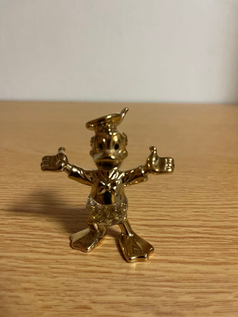 ディズニー　ドナルド　Gold Collectionクリスタルフィギュア