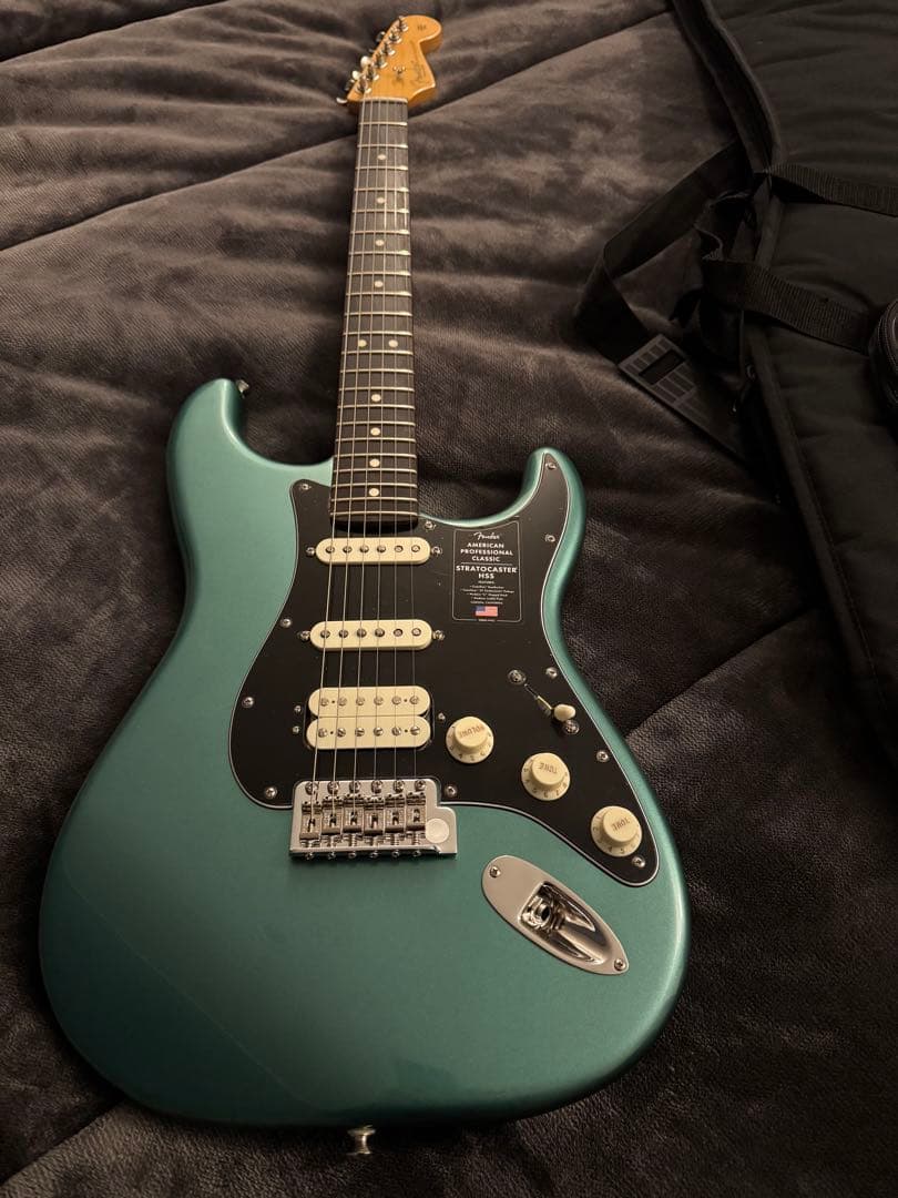 新未Fender American Professional Classic