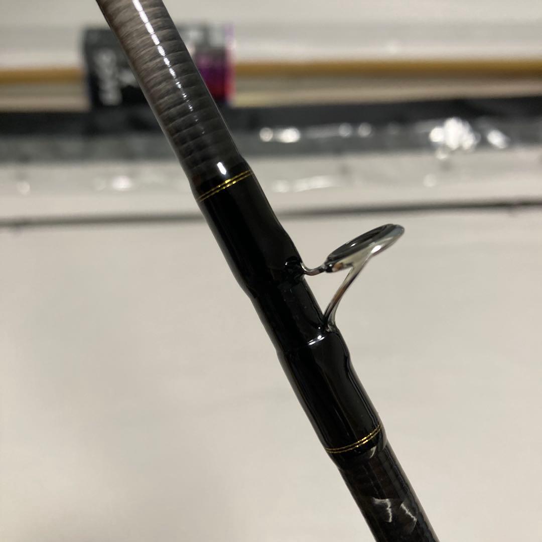 バスX　712HB