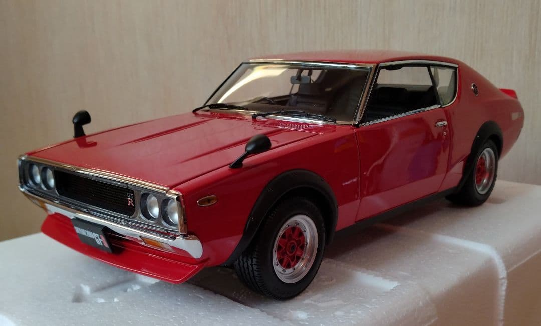 京商 1/18 日産 スカイライン 2000 GT-R 赤
