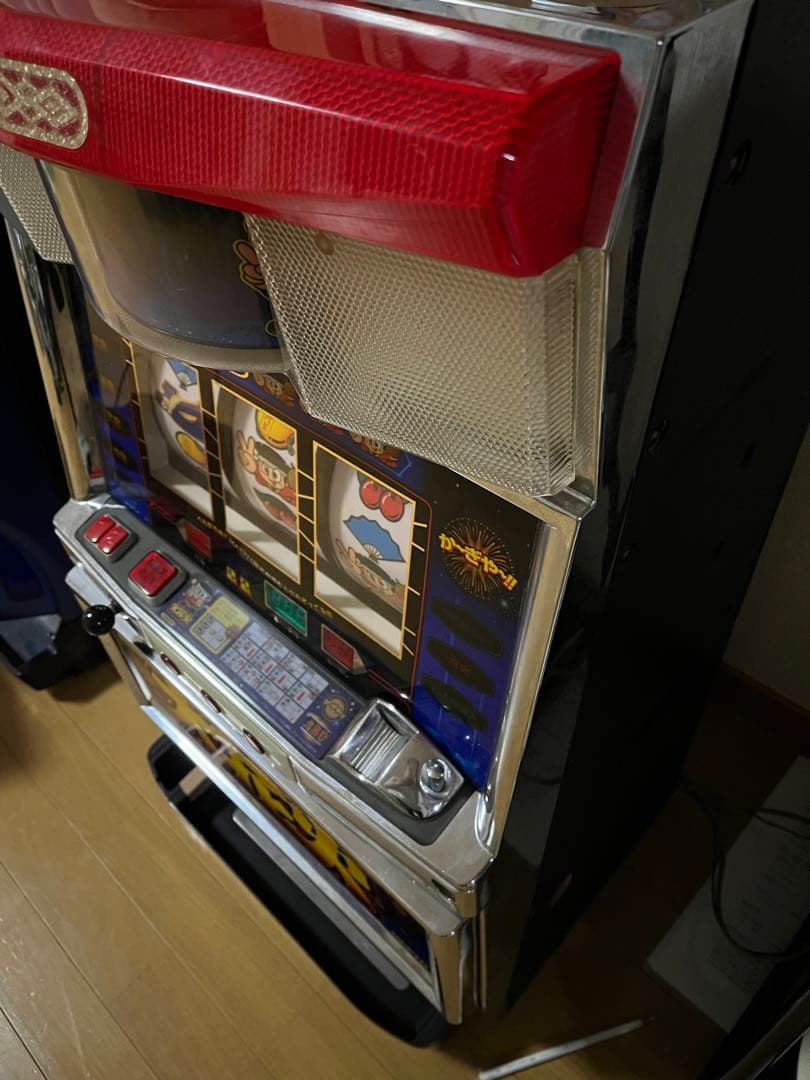 大花火 スロットマシン　メダル付き