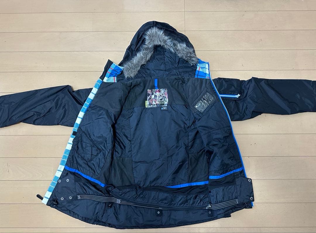 BURTON フード付きレディース　ブラックジャケット Mサイズ
