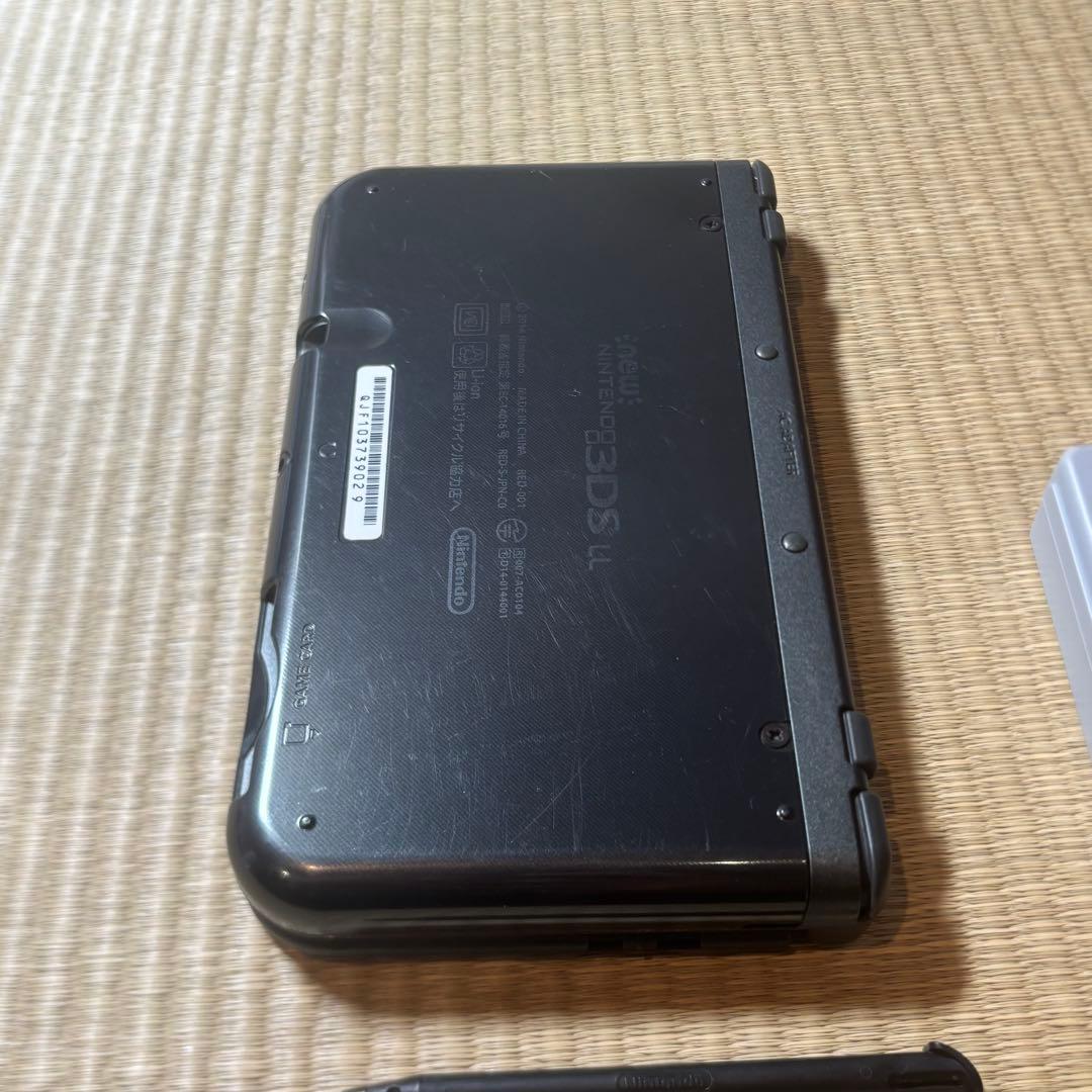 New Nintendo 3DS LL メタリックブラック動作良好 充電器付き
