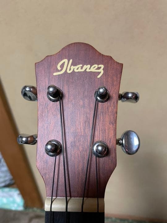 Ibanez ウクレレ スタンド付き