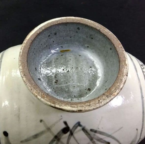 茶道具 花入 扁壺 偏壷 絵粉引 唐津焼 岡本作礼 粉引唐津 粉引