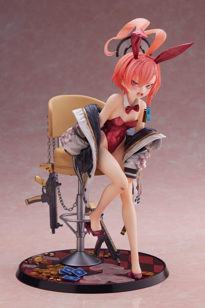 ブルアカ　美甘ネル　限定フィギュア　バニーガール