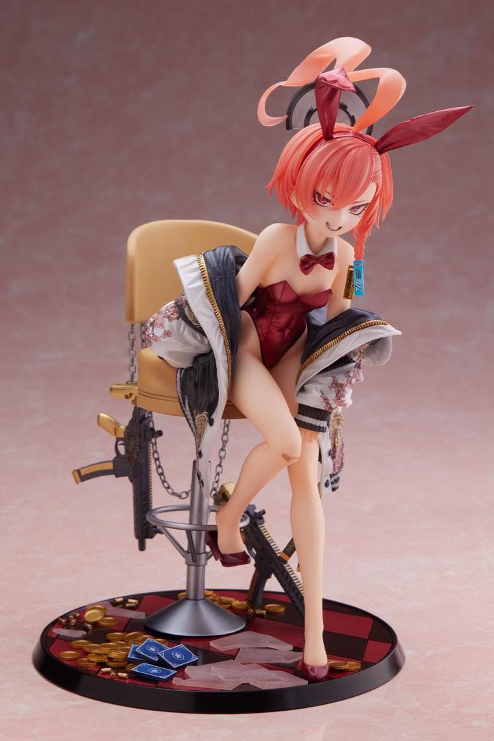 ブルアカ　美甘ネル　限定フィギュア　バニーガール