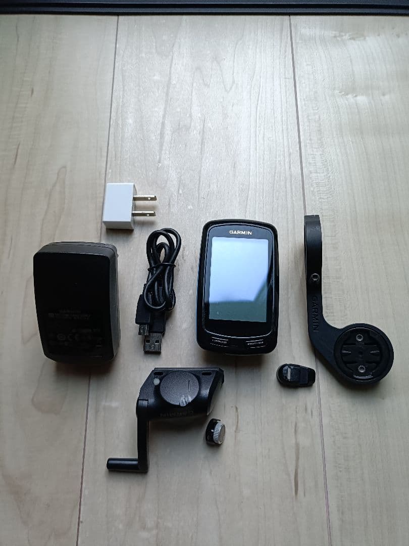 GARMIN EDGE 800 サイクルコンピューター本体、アクセサリーキット