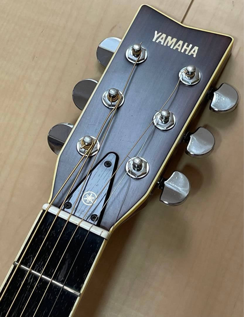 ヤマハ FG301B アコースティックギター (坂井泉水さん愛用？)