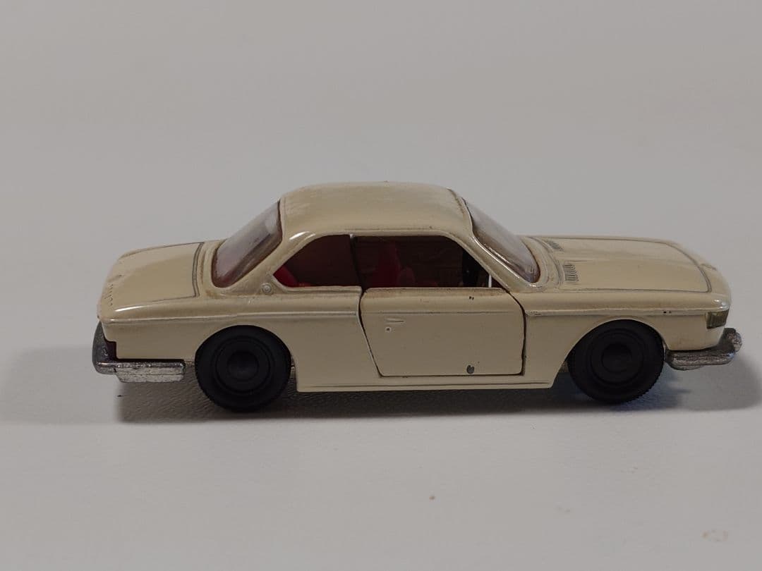 ミニカー Siku V266  2000 CS