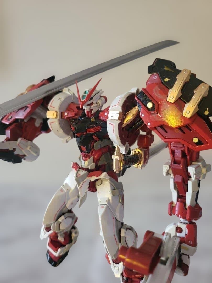 完成品ハイレゾリューションモデル アストレイ レッドフレーム パワードレッド