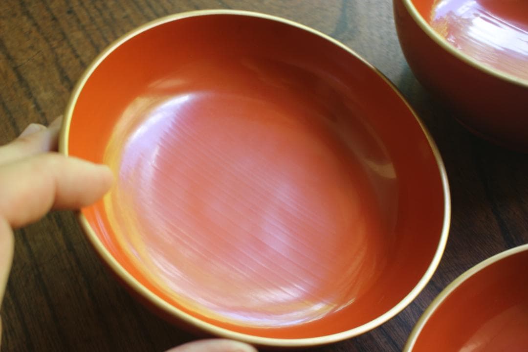 時代逸品！時代金縁朱漆に極上牡丹蝶螺鈿蒔絵の映えるお椀2点（検輪島塗蒔絵椀雑煮椀