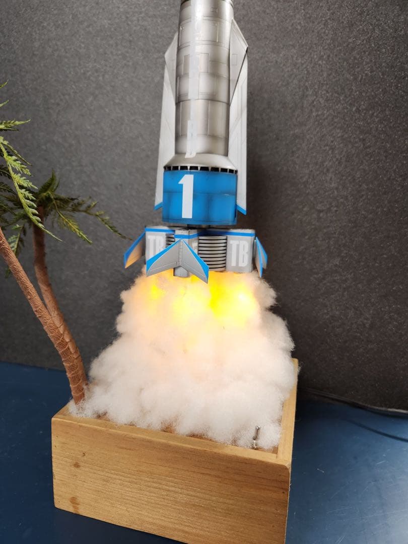 【最終値下げ！】30%オフ　衝撃プライス！TB1号ソフビ40cm電飾プロ製作