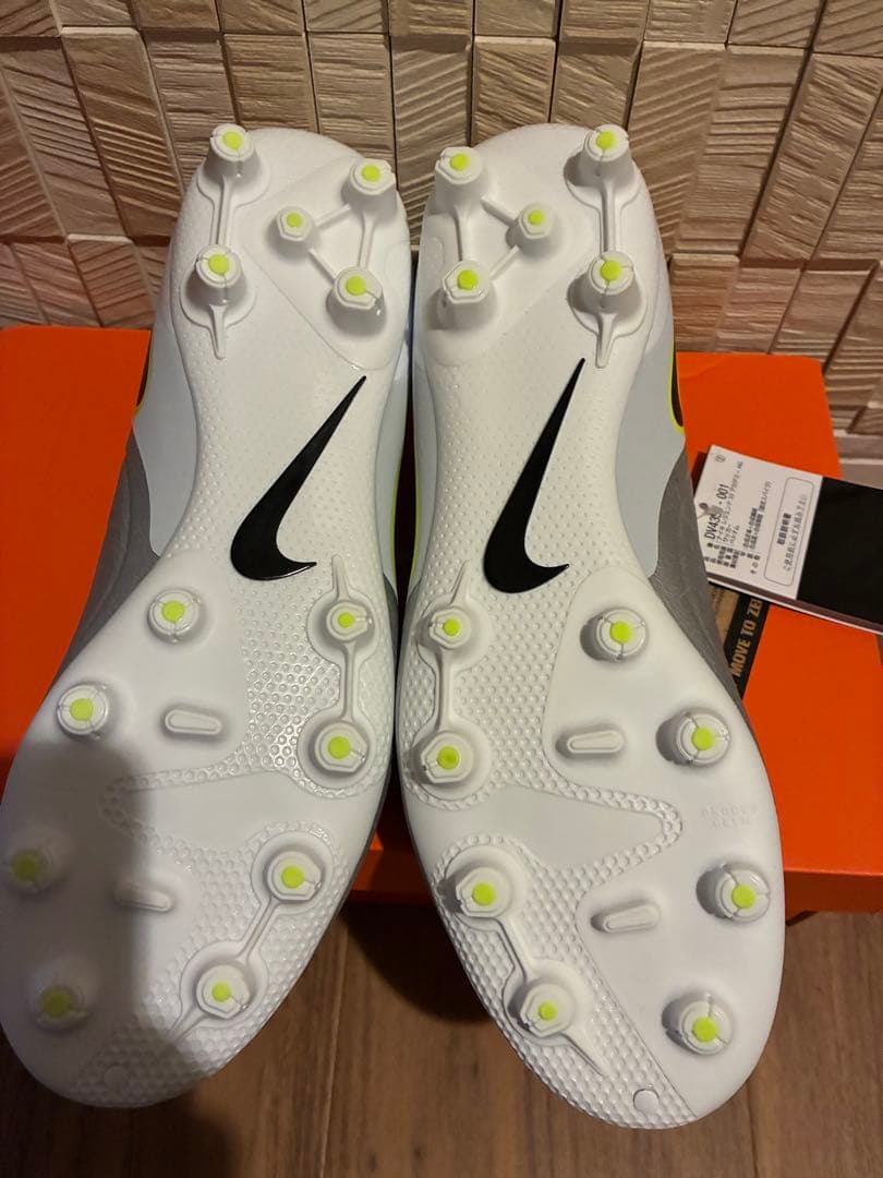 【新品】NIKE サッカースパイク