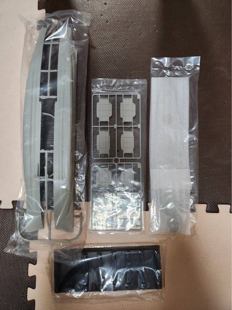 トランペッター 1/350 戦艦 クイーン・エリザベス プラモ　未組立品