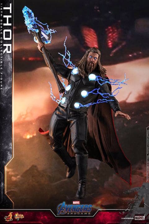 ホットトイズ　アベンジャーズ　ソー 1/6 フィギュア マーベル　ディズニー