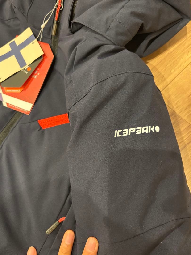定価19,030円　新品アイスピークicepeak 140cm スキーウェア