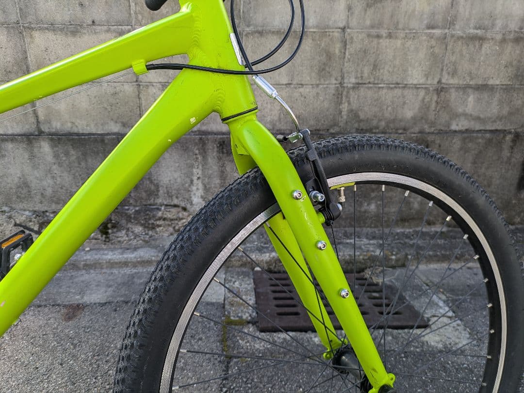 ジュニアスポーツバイク 26インチ ライムグリーン　ログアドベンチャー