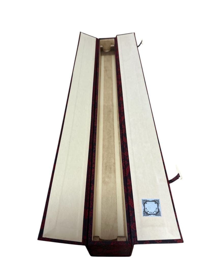 良品　横山大観　霊峰富士図　《復刻謹製》　絹本掛軸一幅　特製保存収納箱