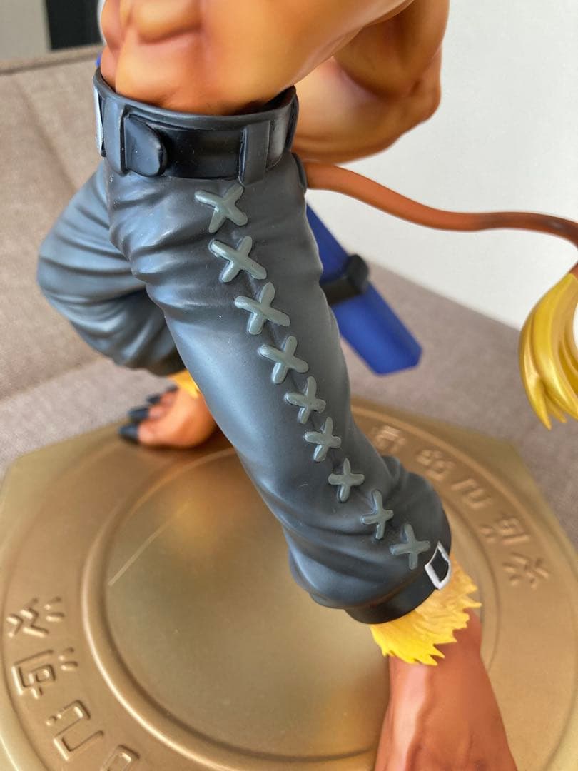 レオモン フィギュア　デジモン
