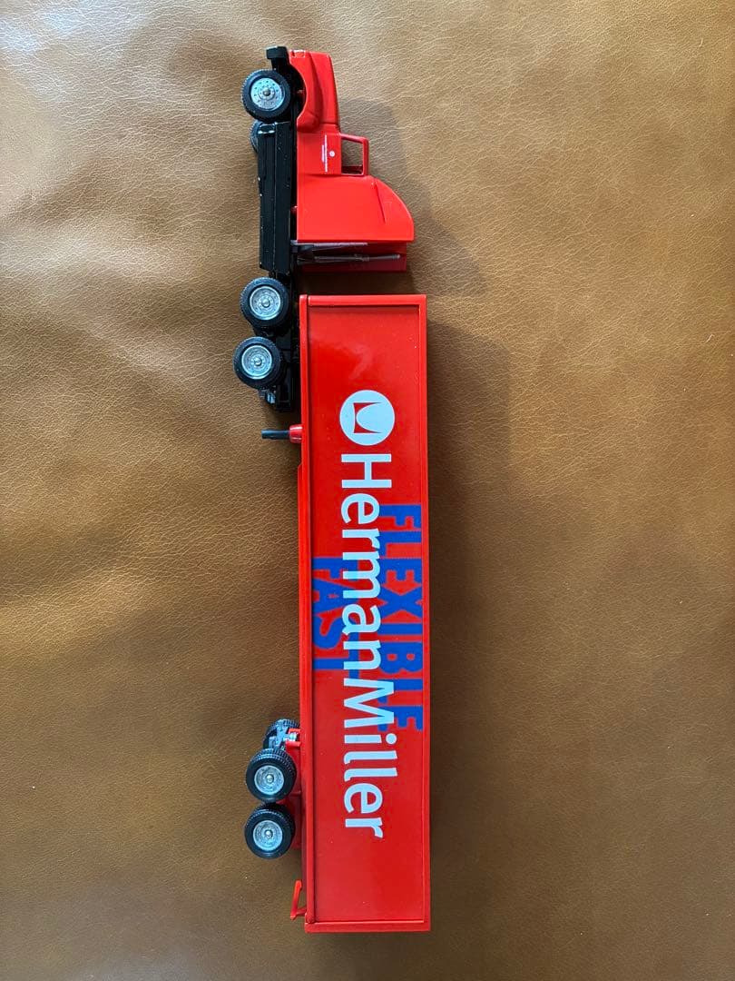 【希少・極美品】Winross社製Herman Miller ミニチュアトラック