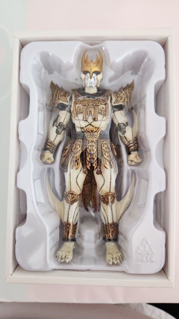仮面ライダークウガ アルティメットフォーム　ダグバ　セット