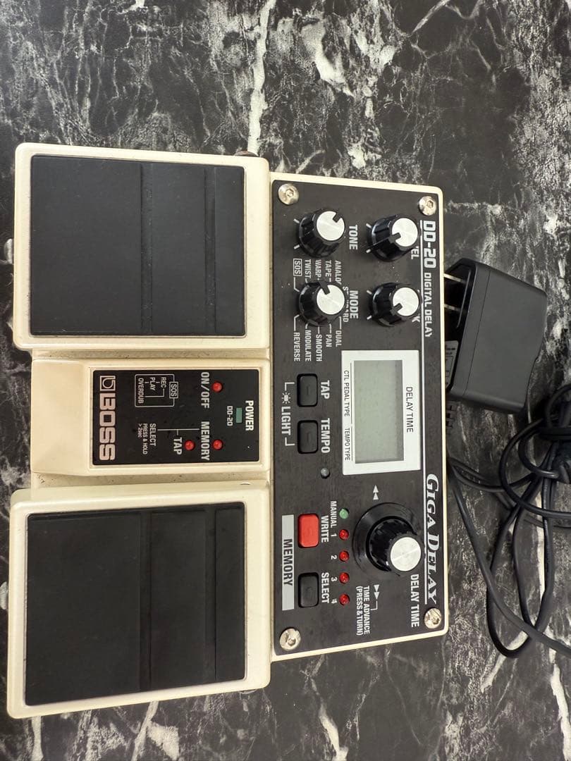 ギター BOSS DD-20 GIGA DELAY