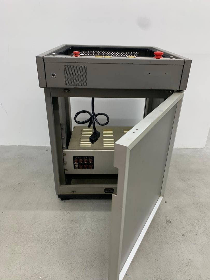 スペースエイジ ターンテーブル レコードプレイヤー 台 店舗什器 ディスプレイ