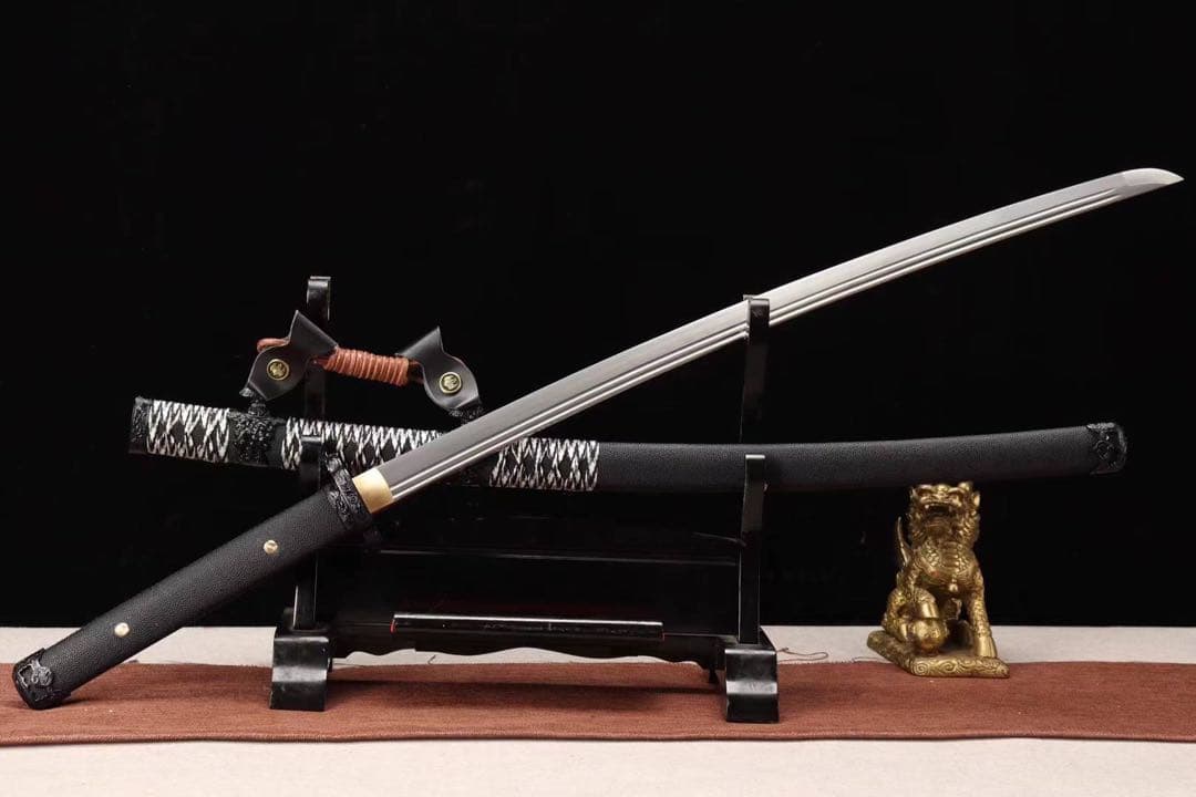 黒い水 太刀 高級本格居合刀 美術刀 刀装具 模擬刀 日本刀 模造刀 武具