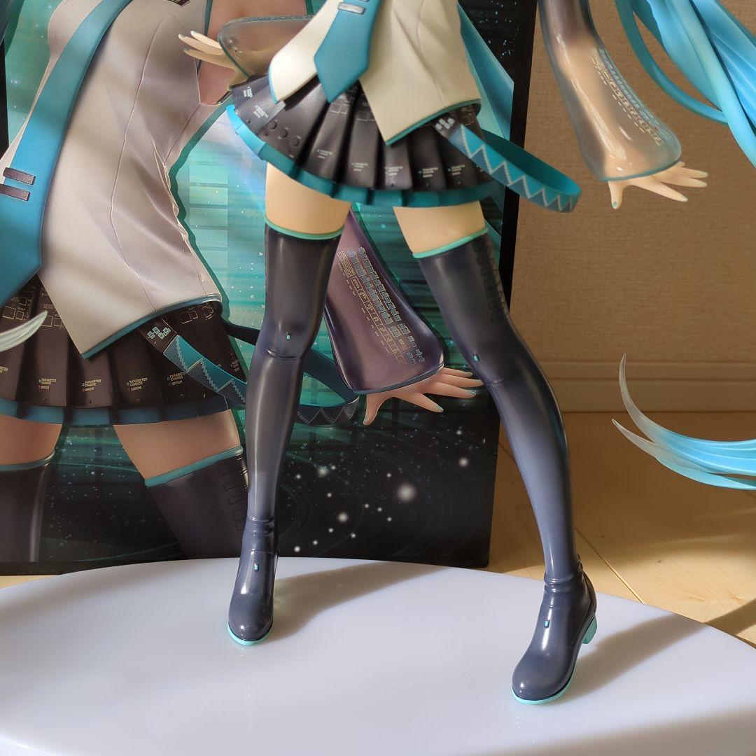 初音ミク V3 VOCALOID 1/4スケール フィギュア