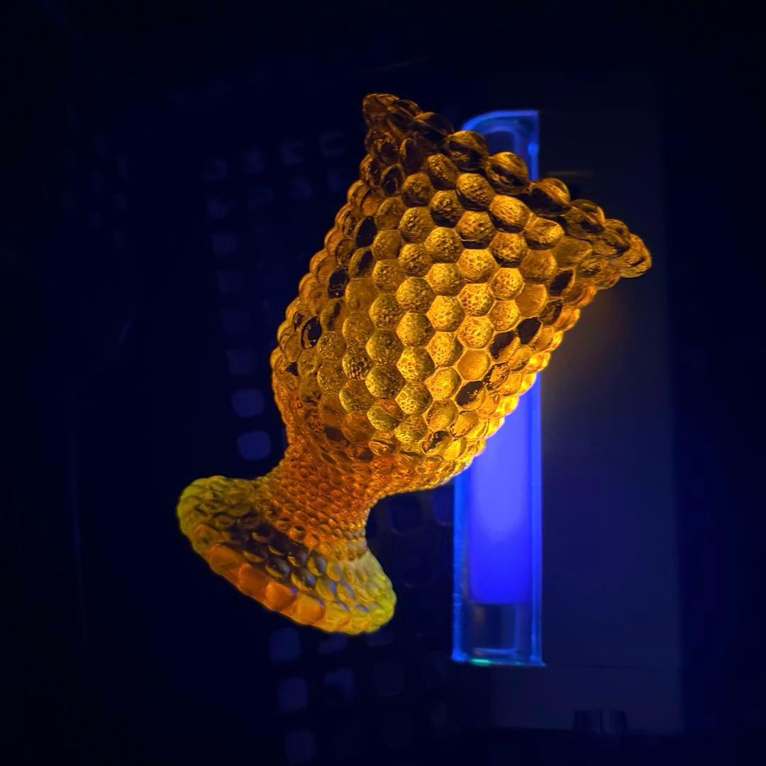 骨董　時代ガラス　希少　橙色　黄色暈し　霰プレス　あられ　氷コップ　ウラン １客