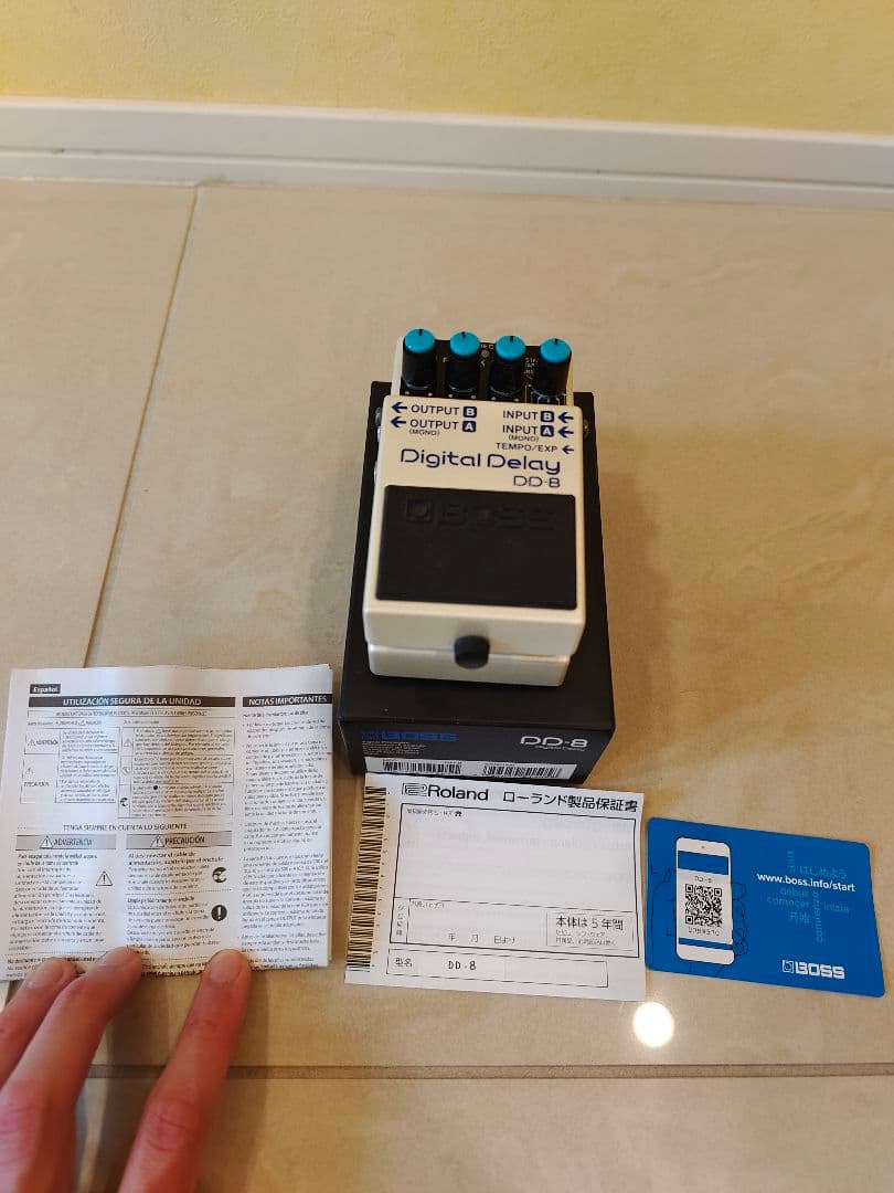 ギター BOSS Digtal Delay DD-8