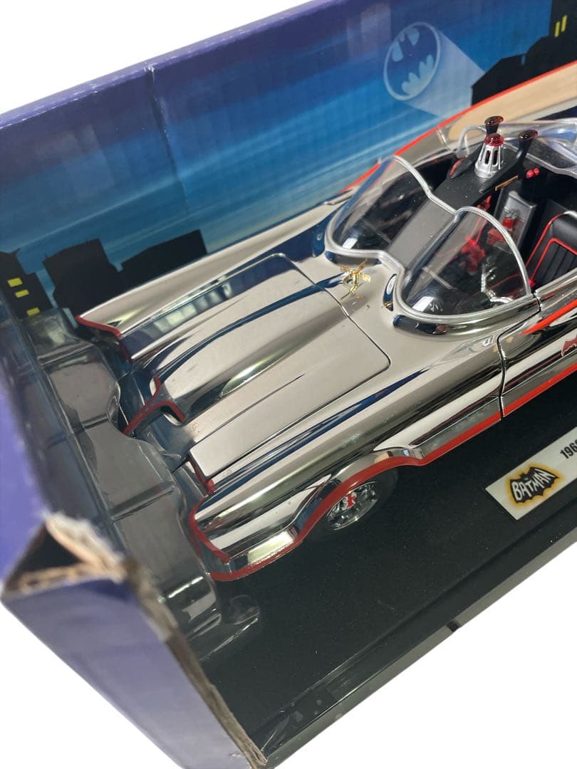 限定3000台　MATTEL 1/18 エリート バットモービル シルバーメッキ
