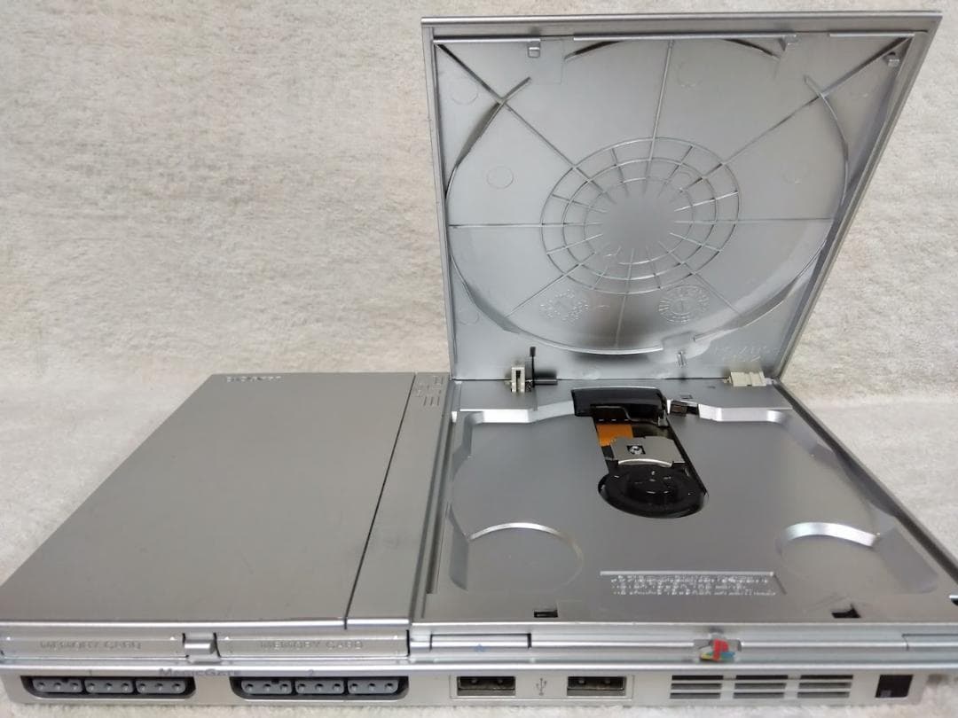 ✨完動品✨レンズ交換メンテ済✨SCPH-75000 PS2 本体 薄型　※21