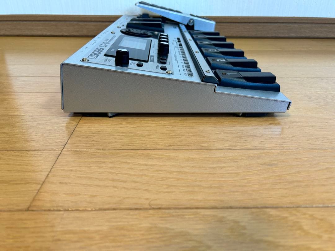 BOSS GT-10 ギターエフェクトプロセッサー