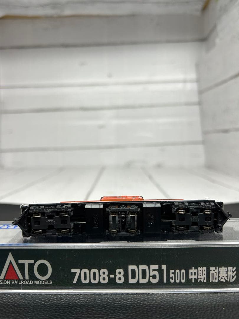 KATO 7008-8 DD51 500 中期 耐寒形（3灯形）ディーゼル機関車