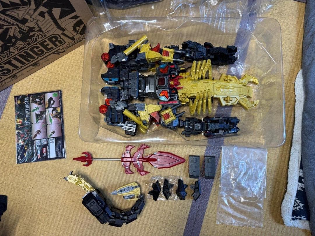 Maketoys Citybot MCB-03P デビルスティンガー 中古