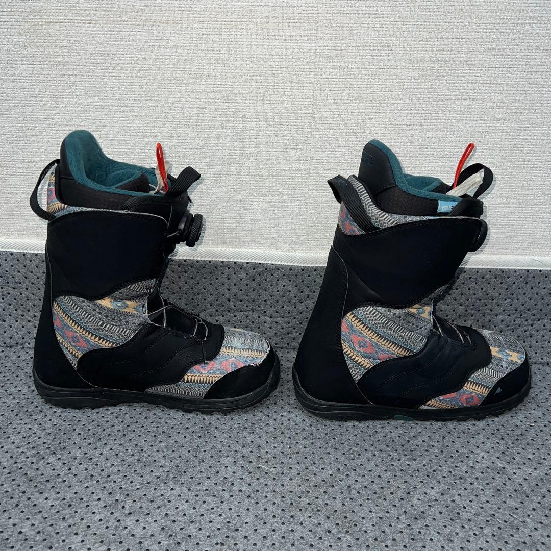 10回使用 人気サイズ24cm BURTON MINT BOA スノボブーツ
