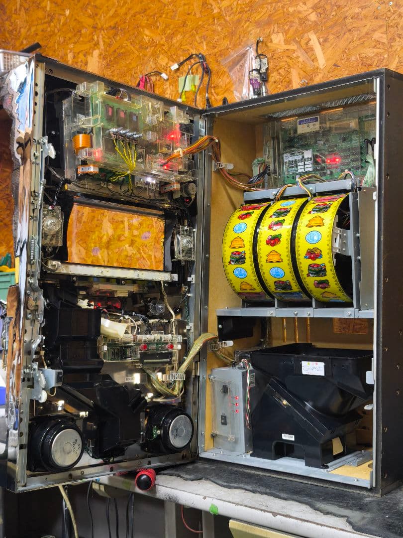 【本州送料込】モンスターハンター月下雷鳴 メダル不要機付