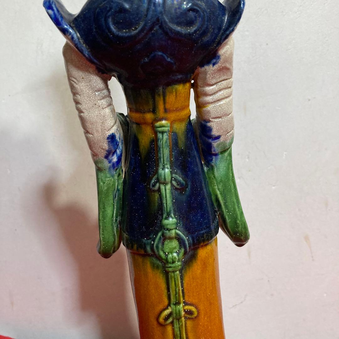 レトロ　アンティーク　　　　　　　　　　　　　古玩中国唐三彩女性俑　（年代不明）