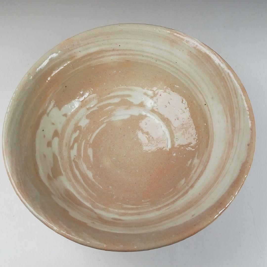 Ｗ２０５　茶碗　『萩焼』『城山窯　金子信彦 造』　共箱　抹茶碗　茶道具