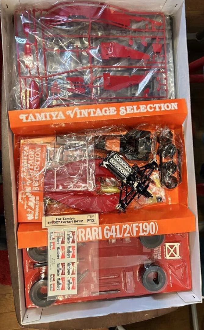タミヤ1/12Ferrari641/2( F190)タバコデカール付き