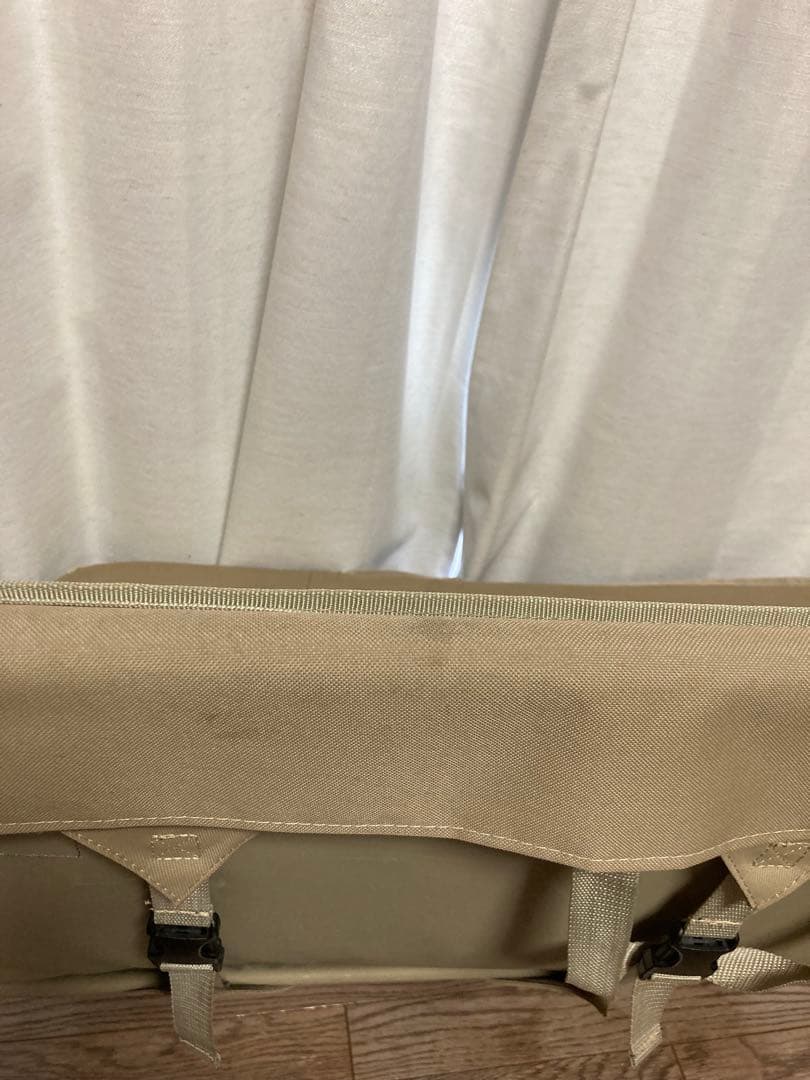 DOD 折りたたみアウトドアベンチ. タン