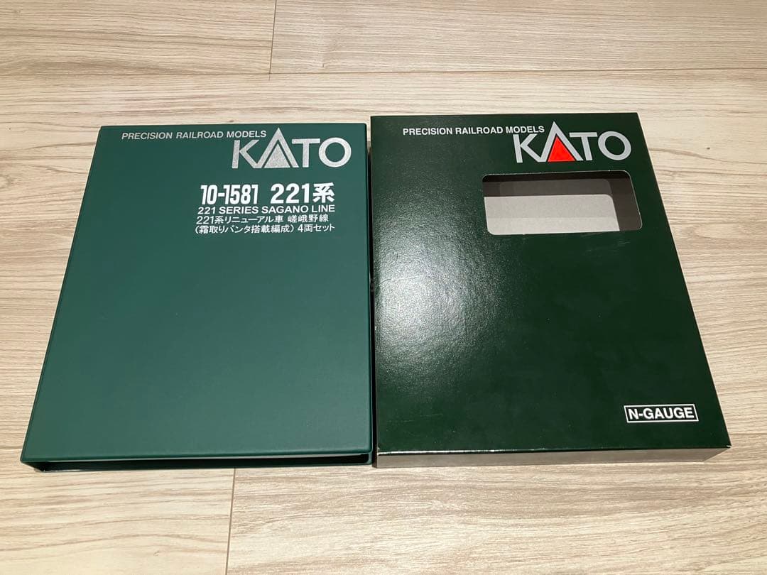 KATO 10-1581 221系リニューアル車 嵯峨野線(霜取りパンタ編成)