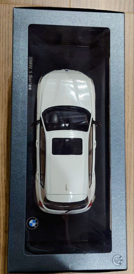 【新品】 1 Series ミニカー 1/43【未開封】