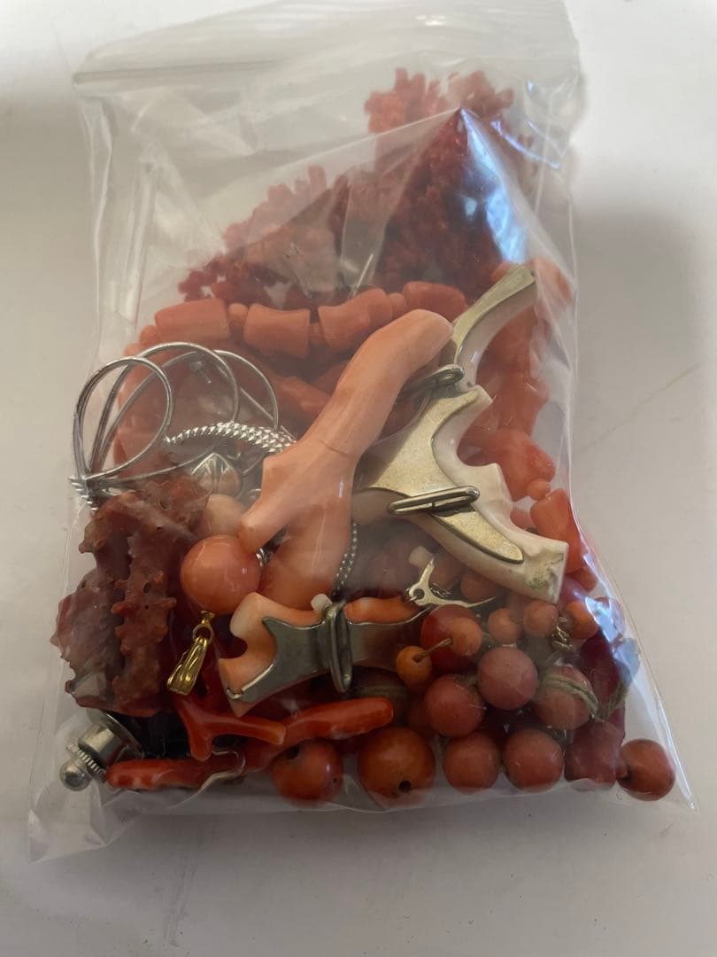 赤珊瑚　玉　ネックレス色々　袋入リ約129g
