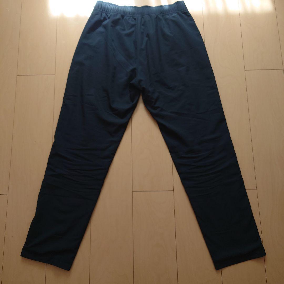 UNDER ARMOUR フード付きジャケットとパンツセット