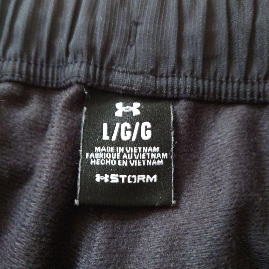 UNDER ARMOUR フード付きジャケットとパンツセット