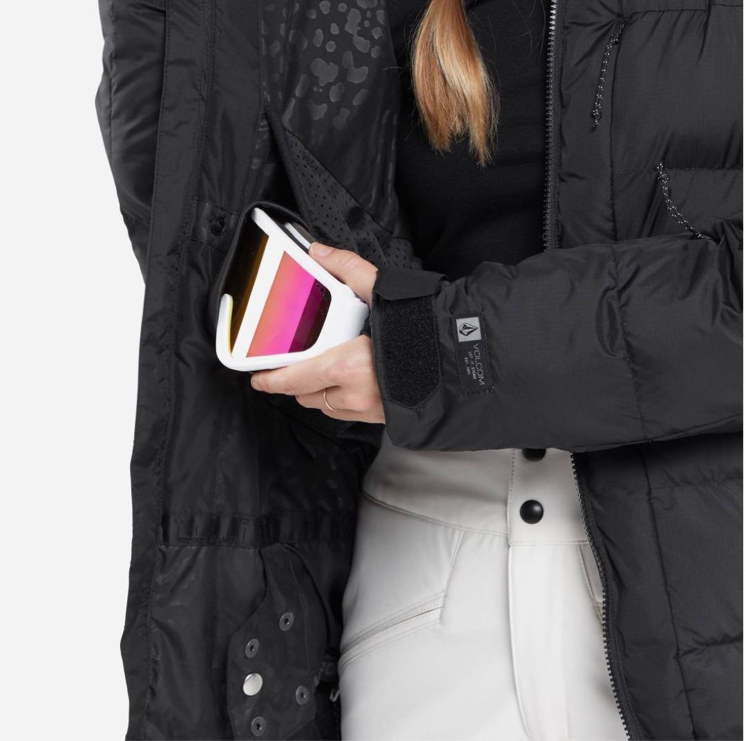 VOLCOM ボルコム ウェア 23-24(2024)モデル ジャケットSサイズ