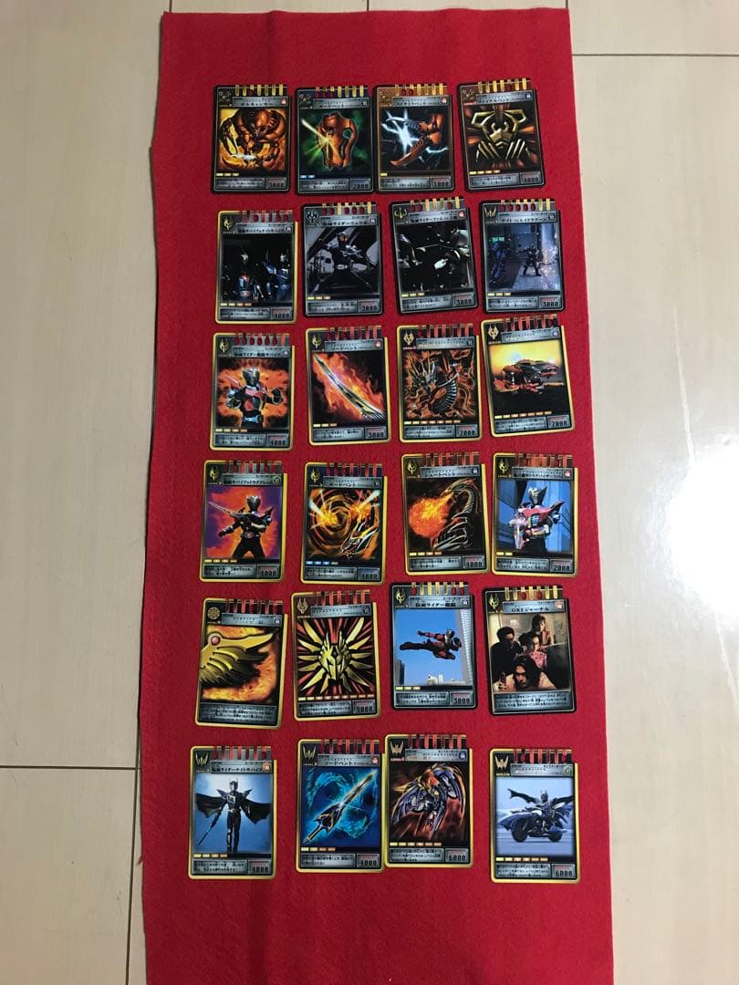まとめ売り美品151枚　仮面ライダー龍騎アドベントカード